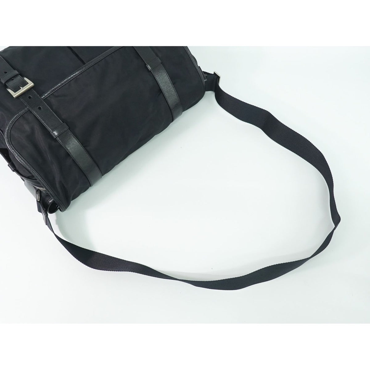 Prada Nylon Shoulder Bag Pochette Black — view 5