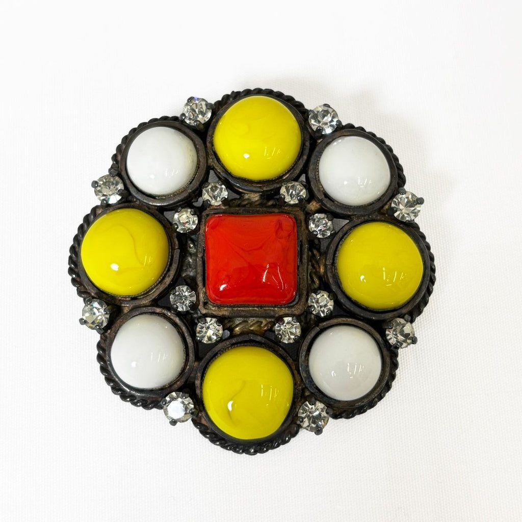 Chanel Vinte Gibrochi Brooch