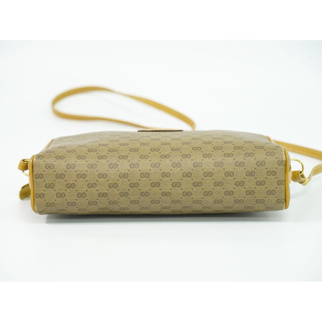 Gucci Vintage Micro GG Shoulder Bag Pochette Brown — view 3