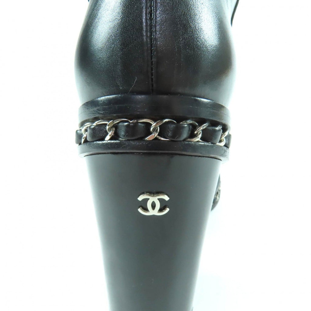 Chanel CC Logo Chain Decoration Chunky Heel Leather Long Boots Black — view 9