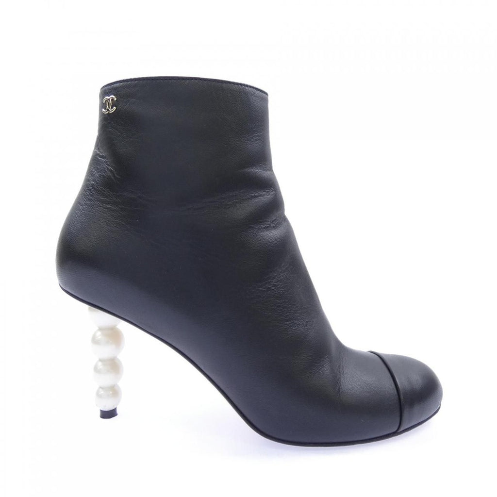 Chanel Boots Lambskin Black