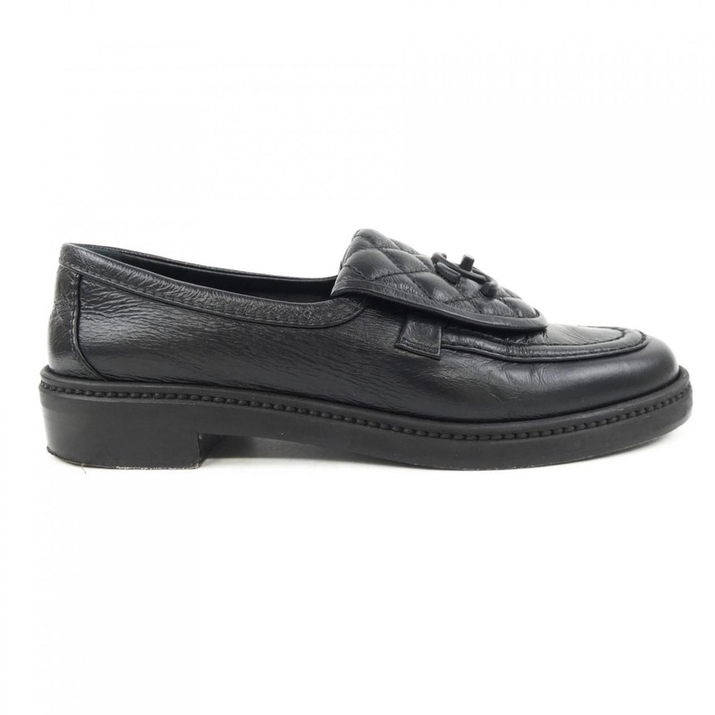 Chanel Turnlock Moccasins Shoes