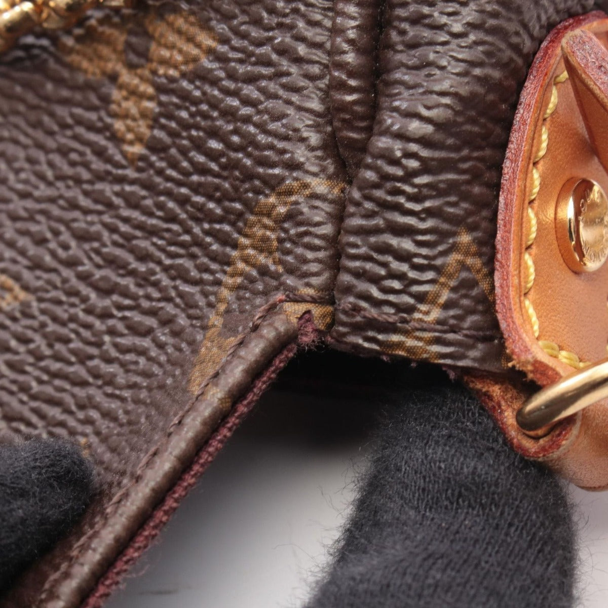 Louis Vuitton Handbag Favorite MM Canvas Leather — view 8