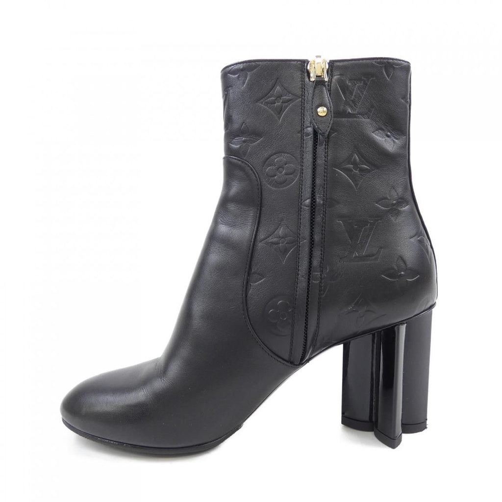 Louis Vuitton Silhouette Ankle Boots — view 2