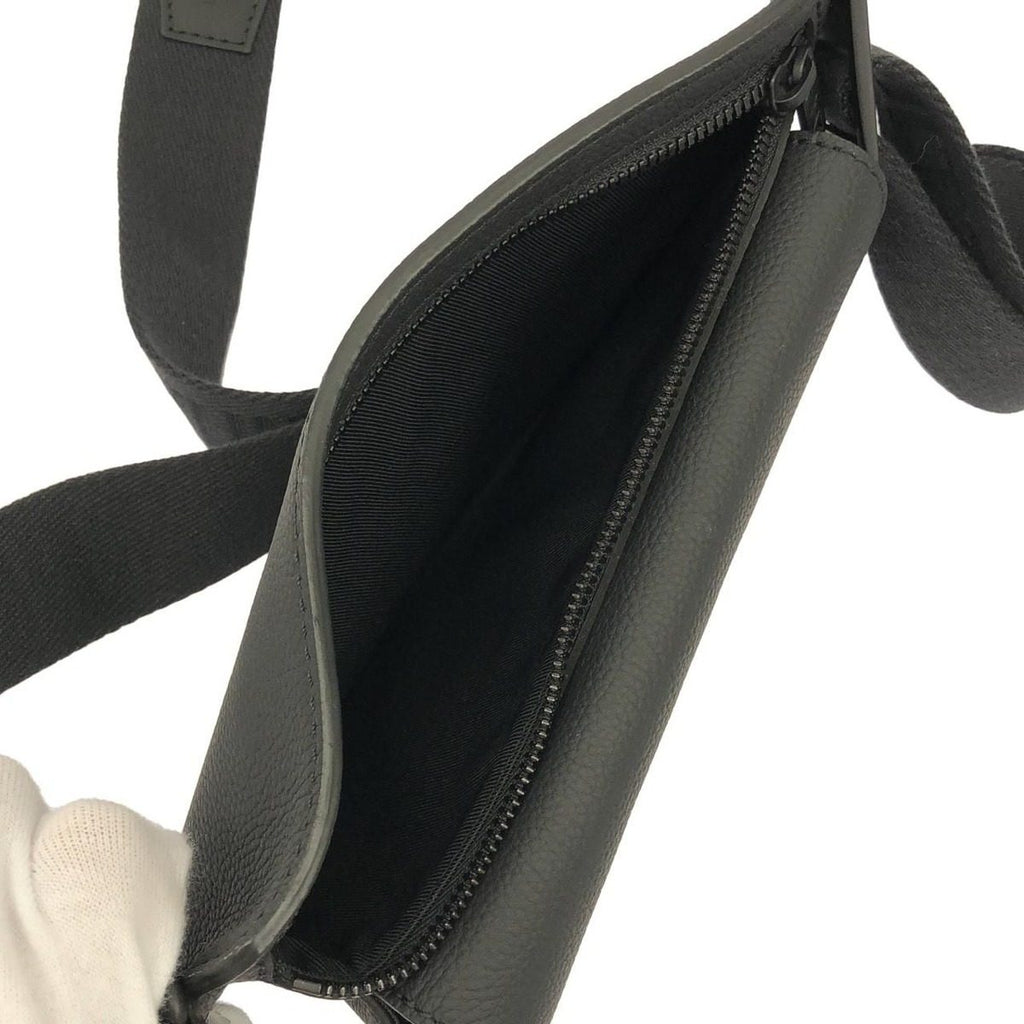 Louis Vuitton LV Aerogram Takeoff Ring Shoulder Bag — view 8