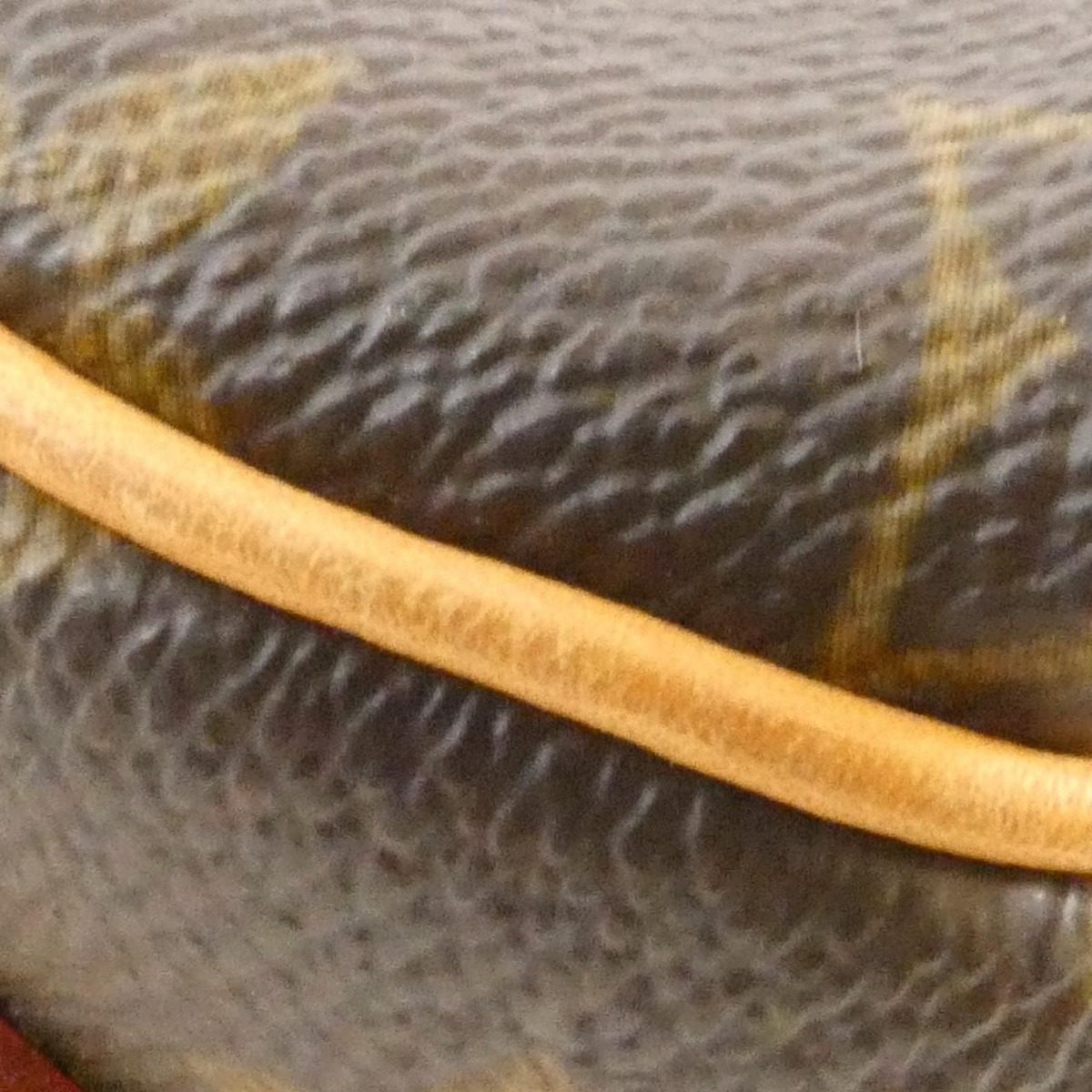 Louis Vuitton Monogram Thuraya PM Shoulder Bag — view 4