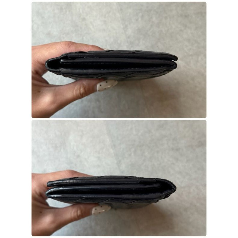 Bottega Veneta Maxi Intrecciato Fold Long Wallet Billfold Leather Black — view 2