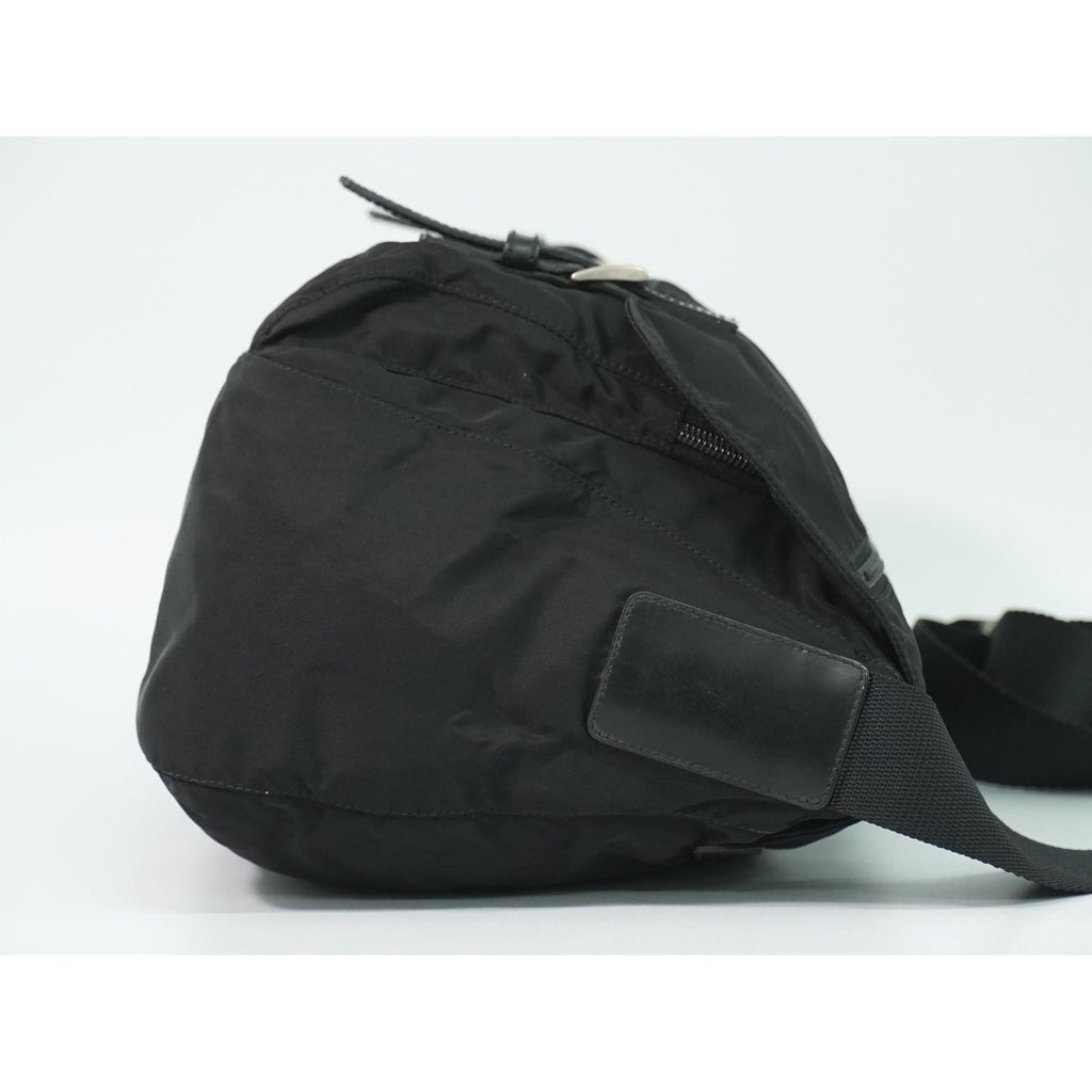 Prada Nylon Shoulder Bag Pochette Black — view 5