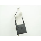 Gucci GG Supreme Shoulder Bag Pochette Black — view 6