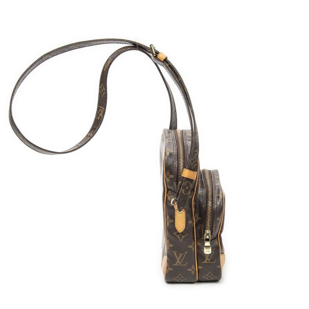 Louis Vuitton Amazon Brown Monogram Canvas Messenger Bag — view 4