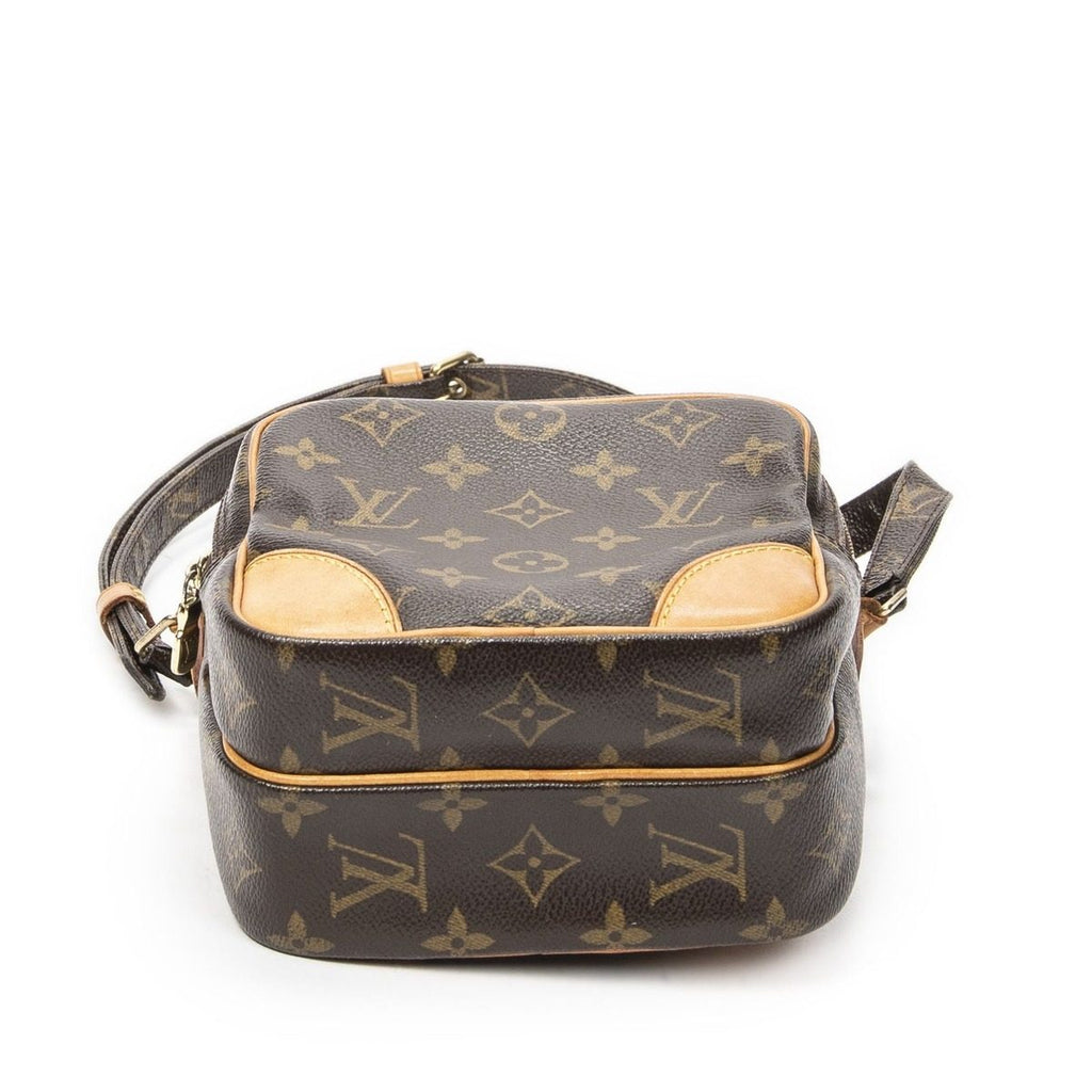 Louis Vuitton Amazon Brown Monogram Canvas Messenger Bag — view 6