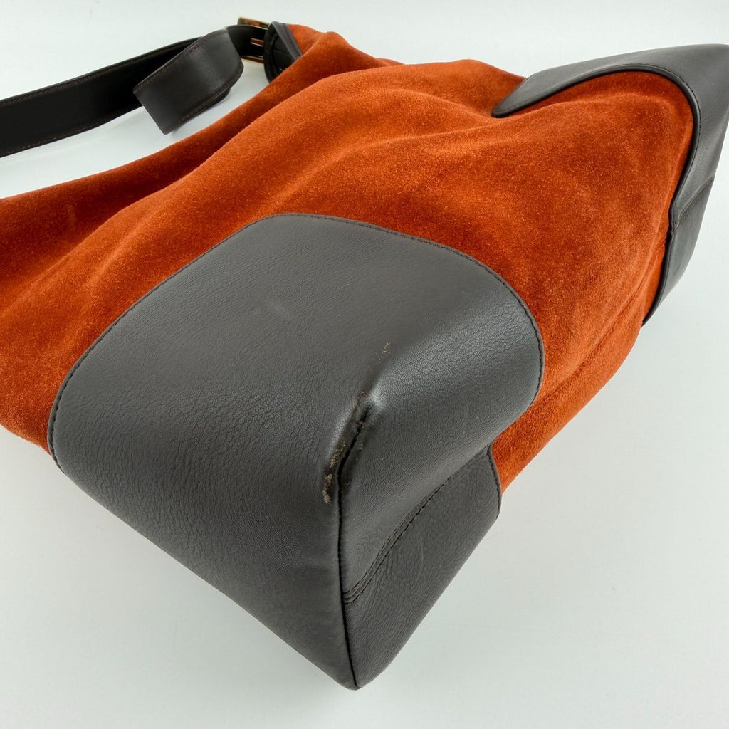 Loewe Anagram Shoulder Bag Red Black Suede Leather Vintage — view 8