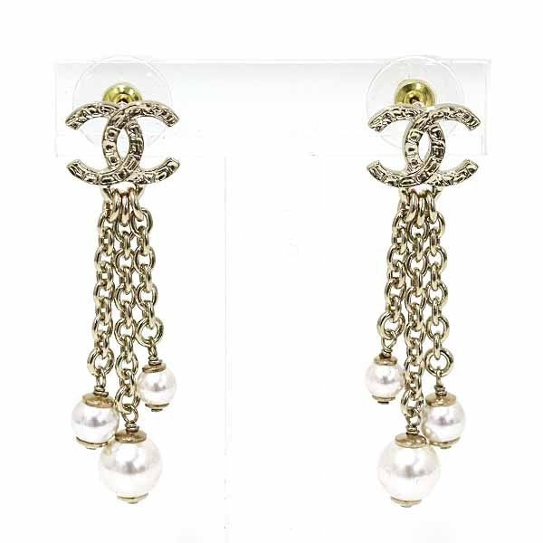 Chanel Pearl Chain Coco Mark Earrings Metal Rai White Gold B25 a S Rank