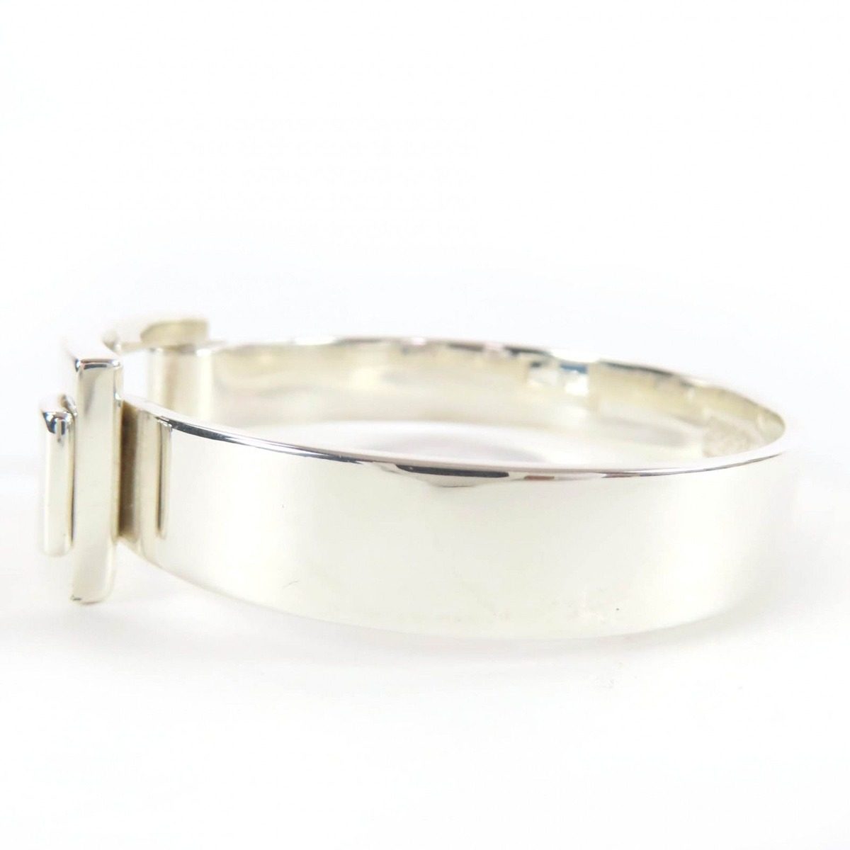 Gucci GG Bangle Bracelet Silver Weight — view 2