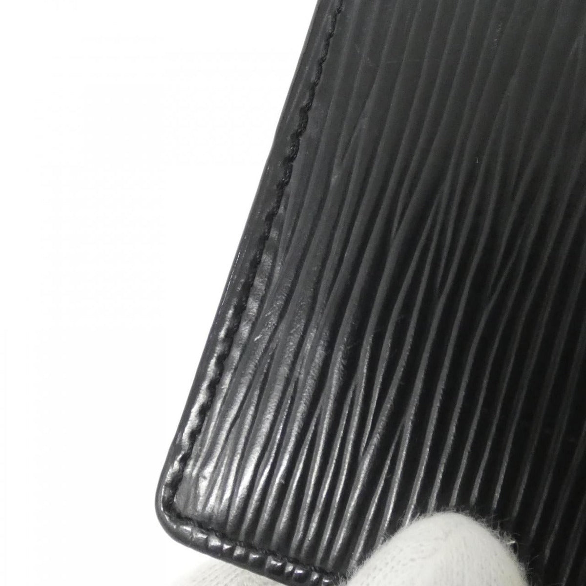 Louis Vuitton Epi Porte Monet Boite Coin Case — view 5