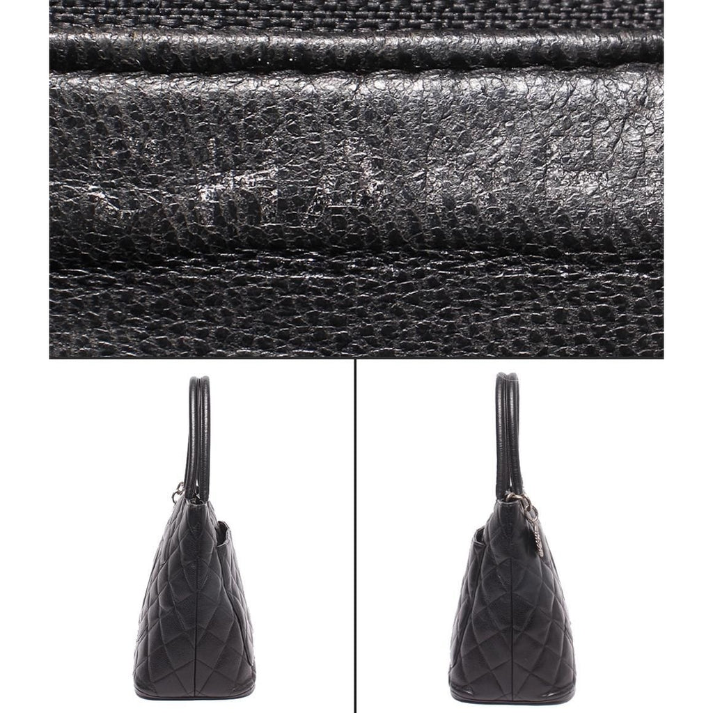 Chanel Tote Silver Medallion Caviar Leather CC Logo — view 4