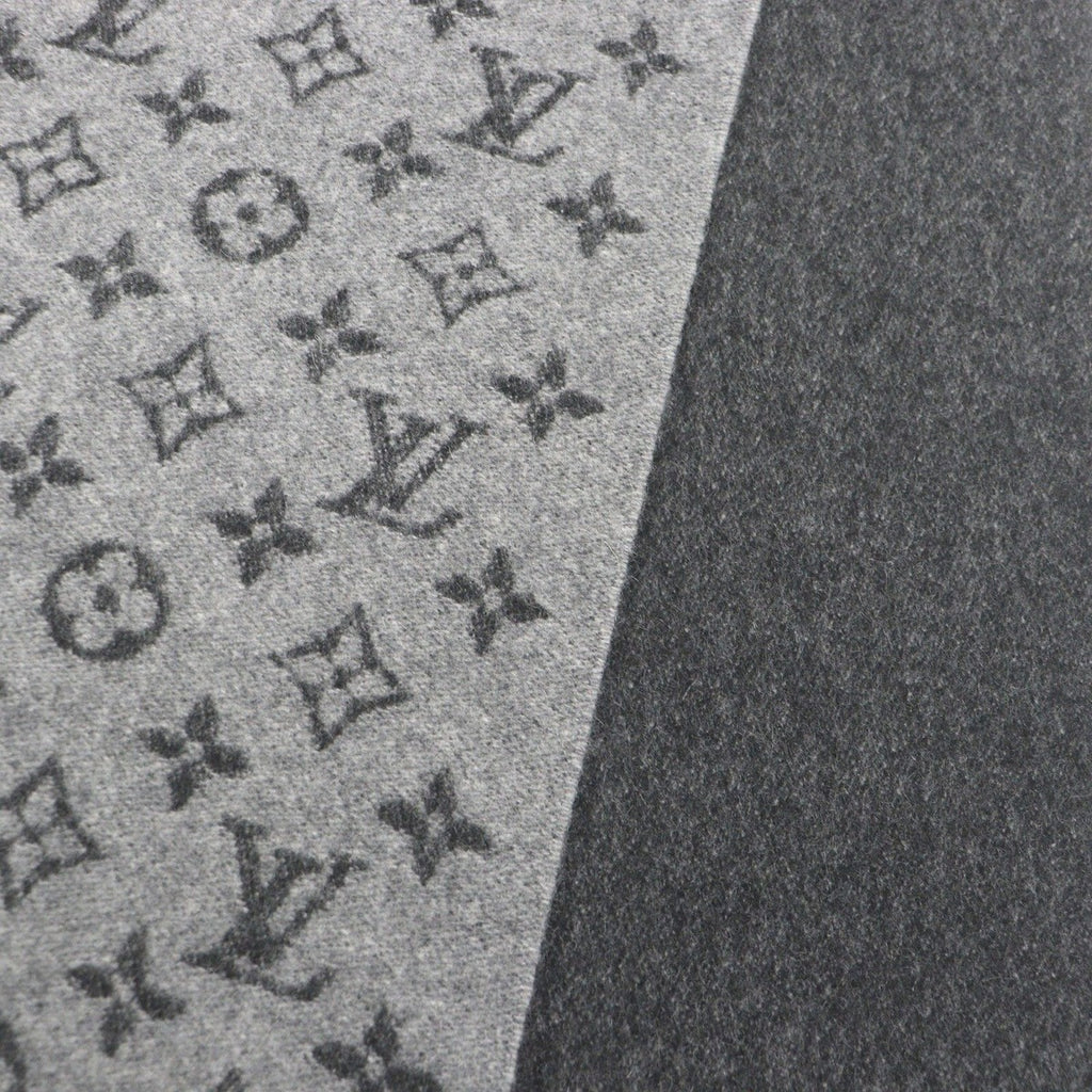 Louis Vuitton Monogram Gradient Cashmere Wool Fringe Scarf — view 4