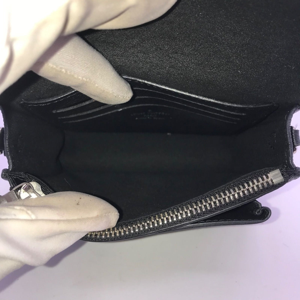 Louis Vuitton Pochette My Lockme Mini Chain Shoulder Bag Noir Black Price — view 5