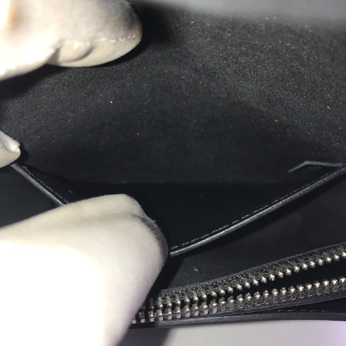 Louis Vuitton Pochette My Lockme Mini Chain Shoulder Bag Noir Black Price — view 8