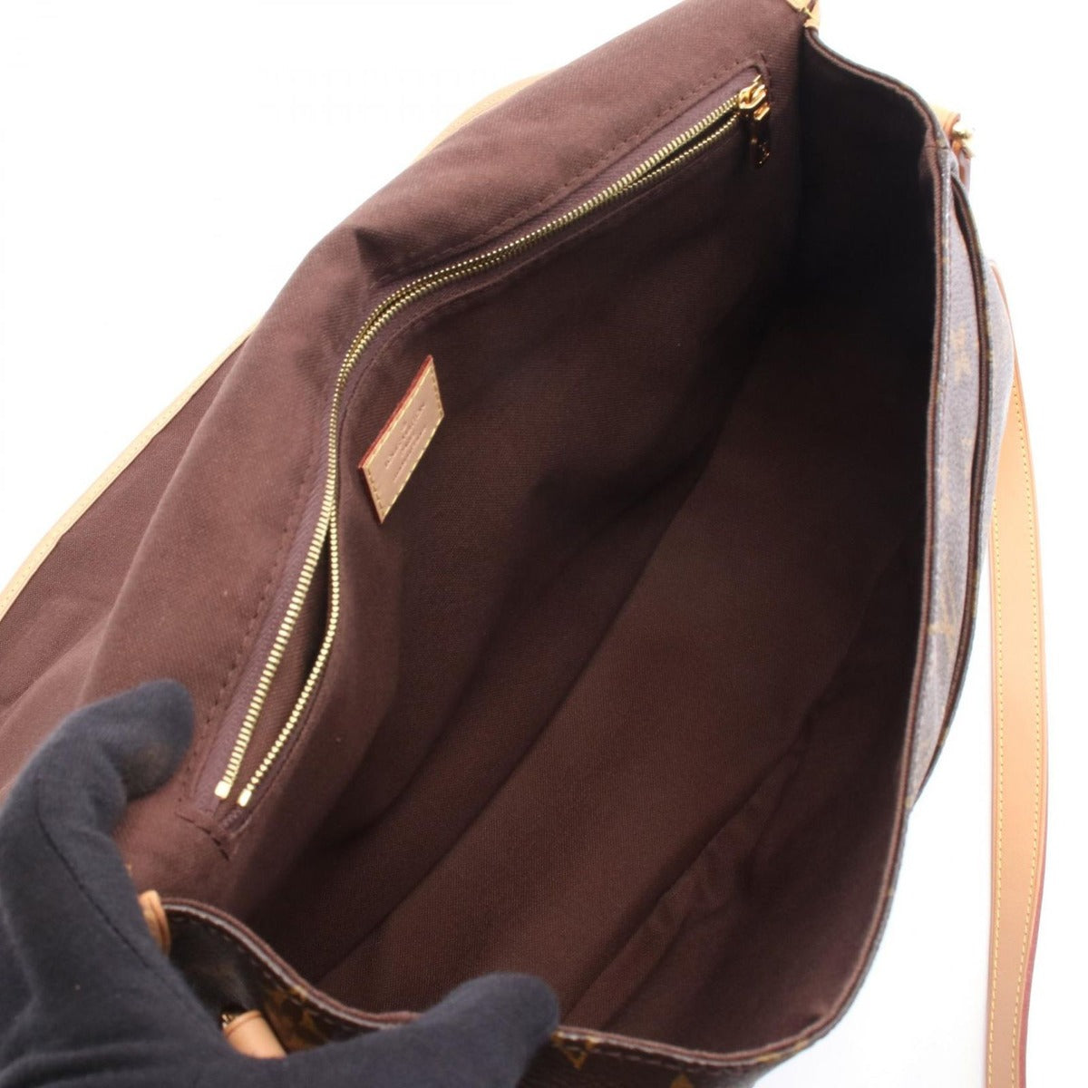 Louis Vuitton Shoulder Bag Menilmontan MM Canvas Leather — view 3