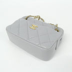 Chanel Shoulder Bag Gold — view 3