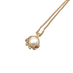 Tiffany & Co Paloma Picasso Olive Leaf Pearl Freshwater Yellow Gold White