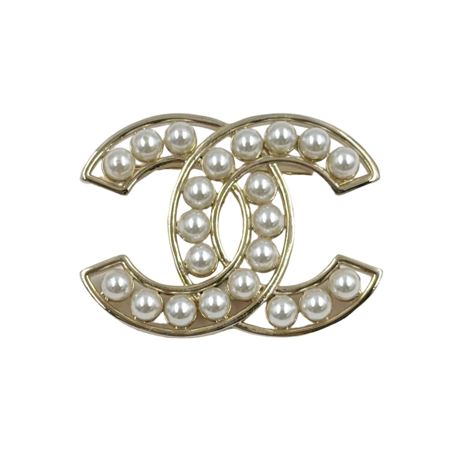 Chanel CC Logo Pearl Faux Gold White Brooch