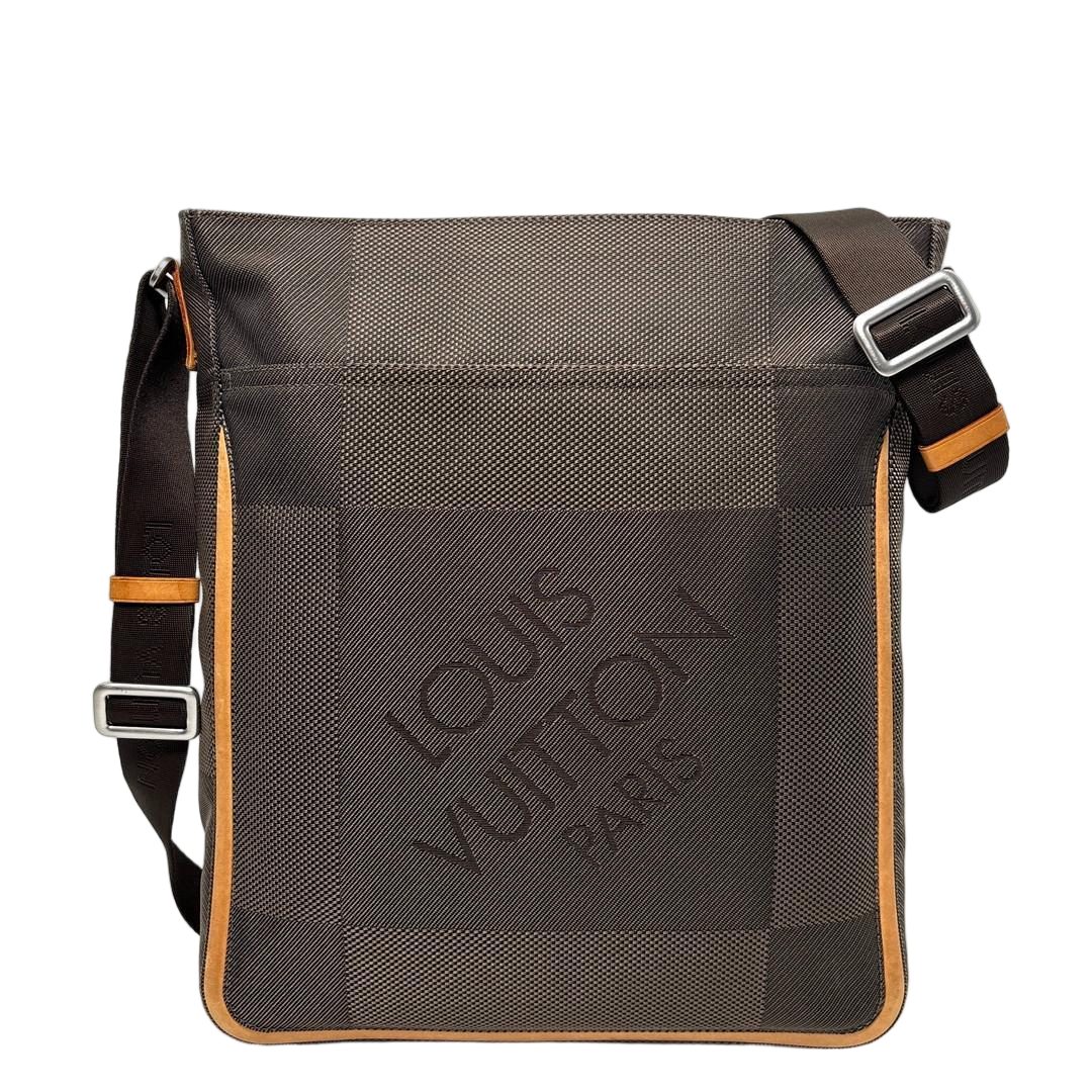 Louis Vuitton Super Damier Geant Companion Shoulder Bag