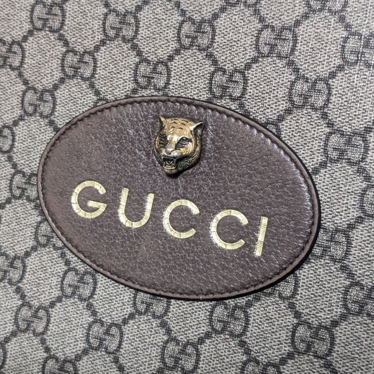 Gucci GG Supreme Neo Vintage Taiga Head Logo Brown Clutch — view 8