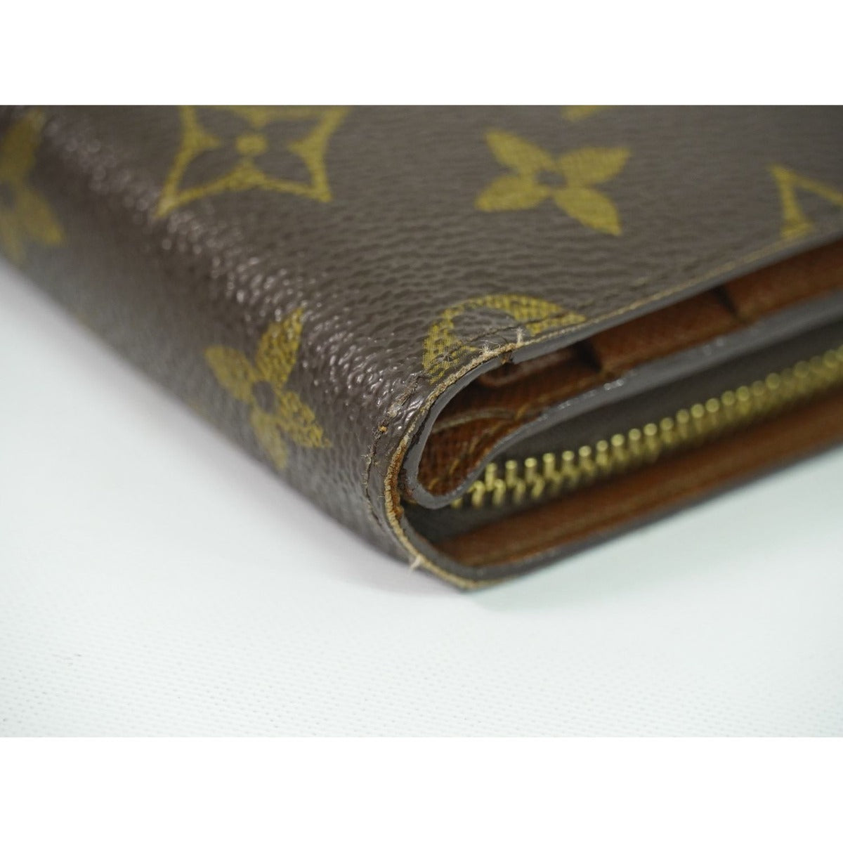 Louis Vuitton LV Porte Papier Zip Monogram Fold Wallet Brown — view 5