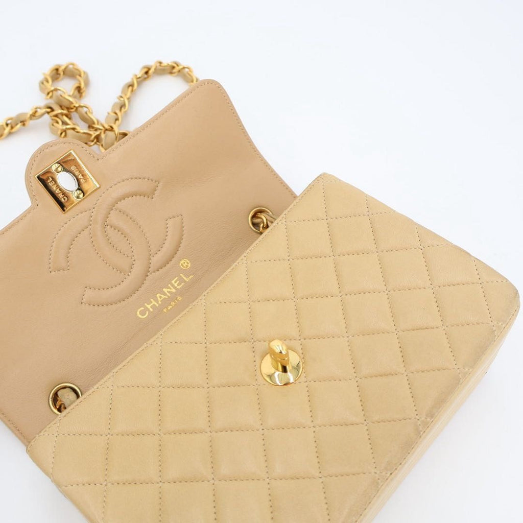 Chanel Quilted Chain Shoulder Bag — view 5