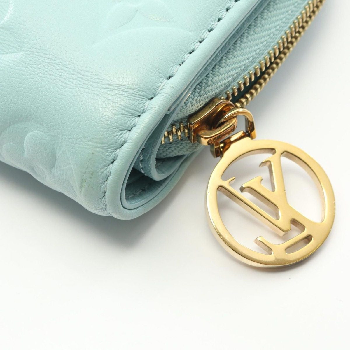 Louis Vuitton Bifold Wallet Portefeuille Light Blue Leather — view 6