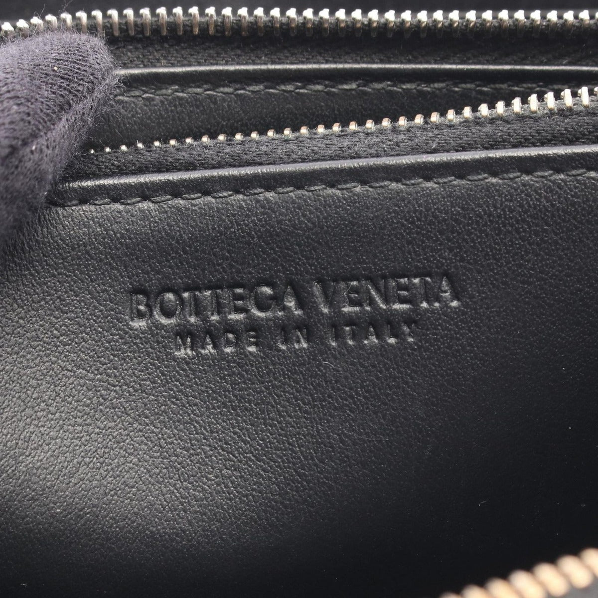 Bottega Veneta Round Wallet Cassette Zip Around Maxi — view 4
