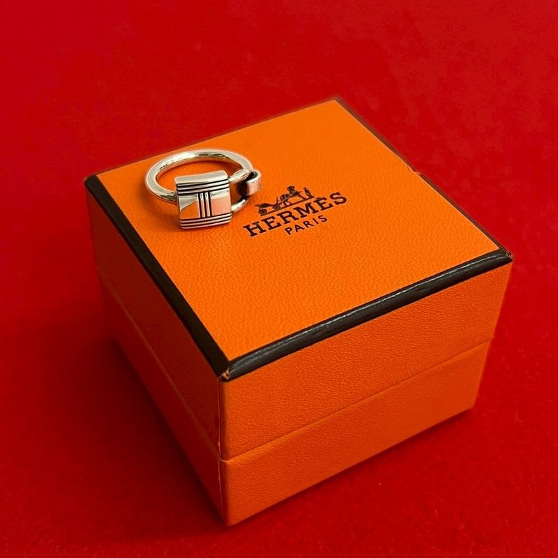 Hermes Cadena Motif Ring Silver 925 No 7 Accessories Small Items — view 3