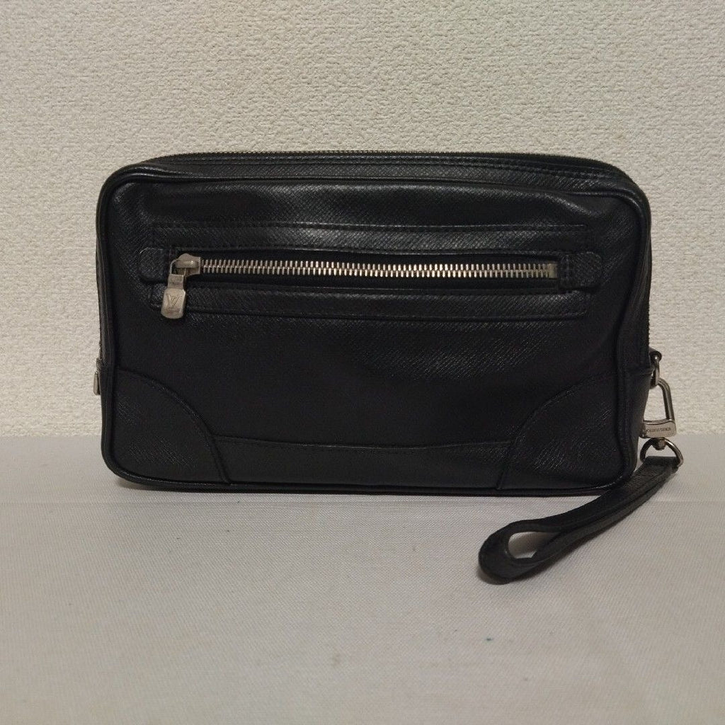 Louis Vuitton Pavel Taiga Ardoise Clutch