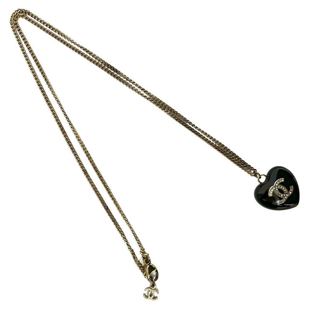 Chanel with Rice CC Logo Heart Motif Plastic Rhinestone Necklace Black — view 4