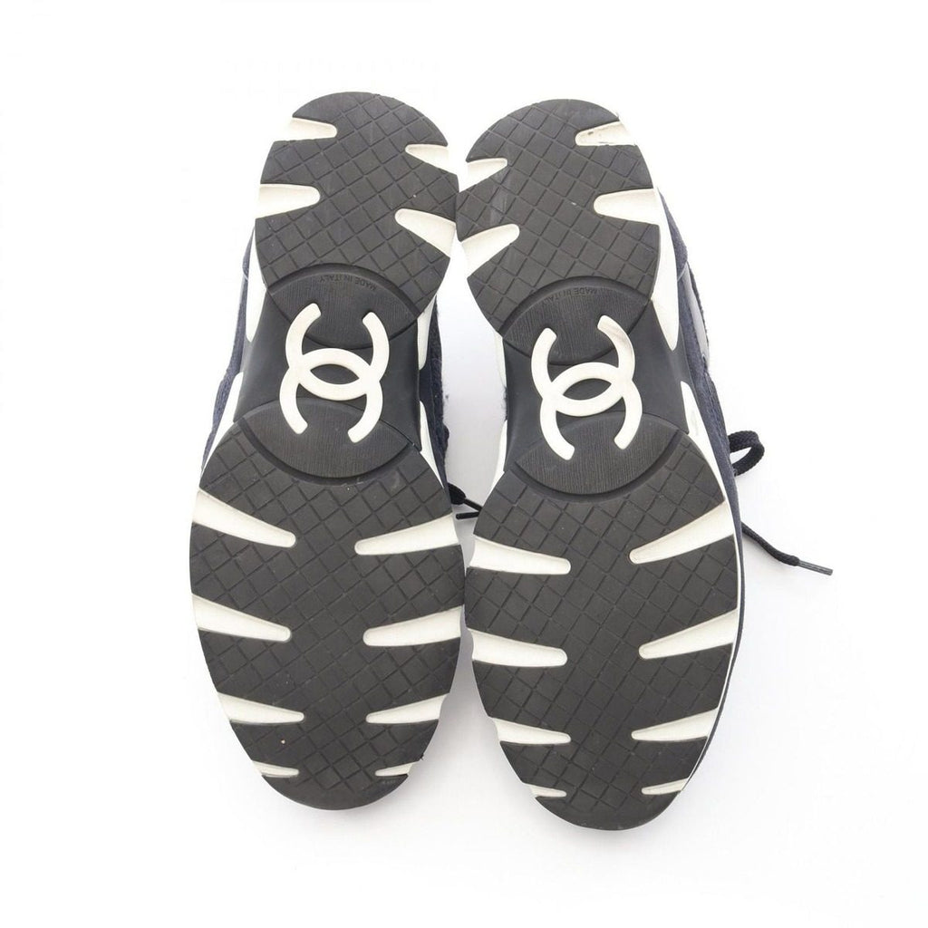 Chanel Sneakers CC Logo 42 Fabric Suede — view 4
