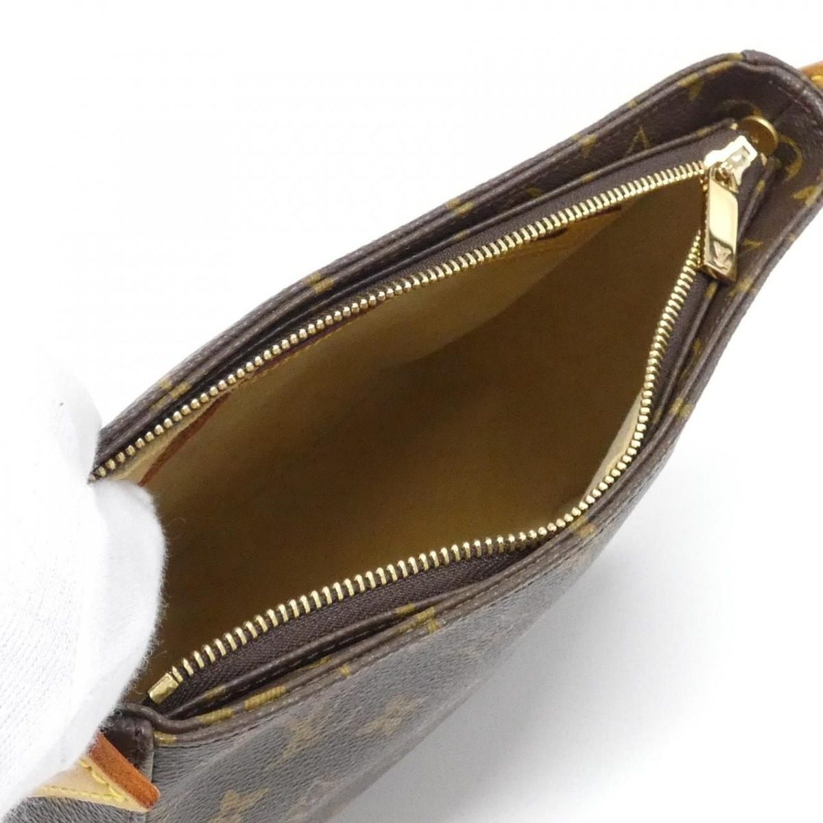 Louis Vuitton Monogram Looping MM Shoulder Bag — view 5
