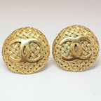 Chanel Vintage Earrings CC Logo Gold 29