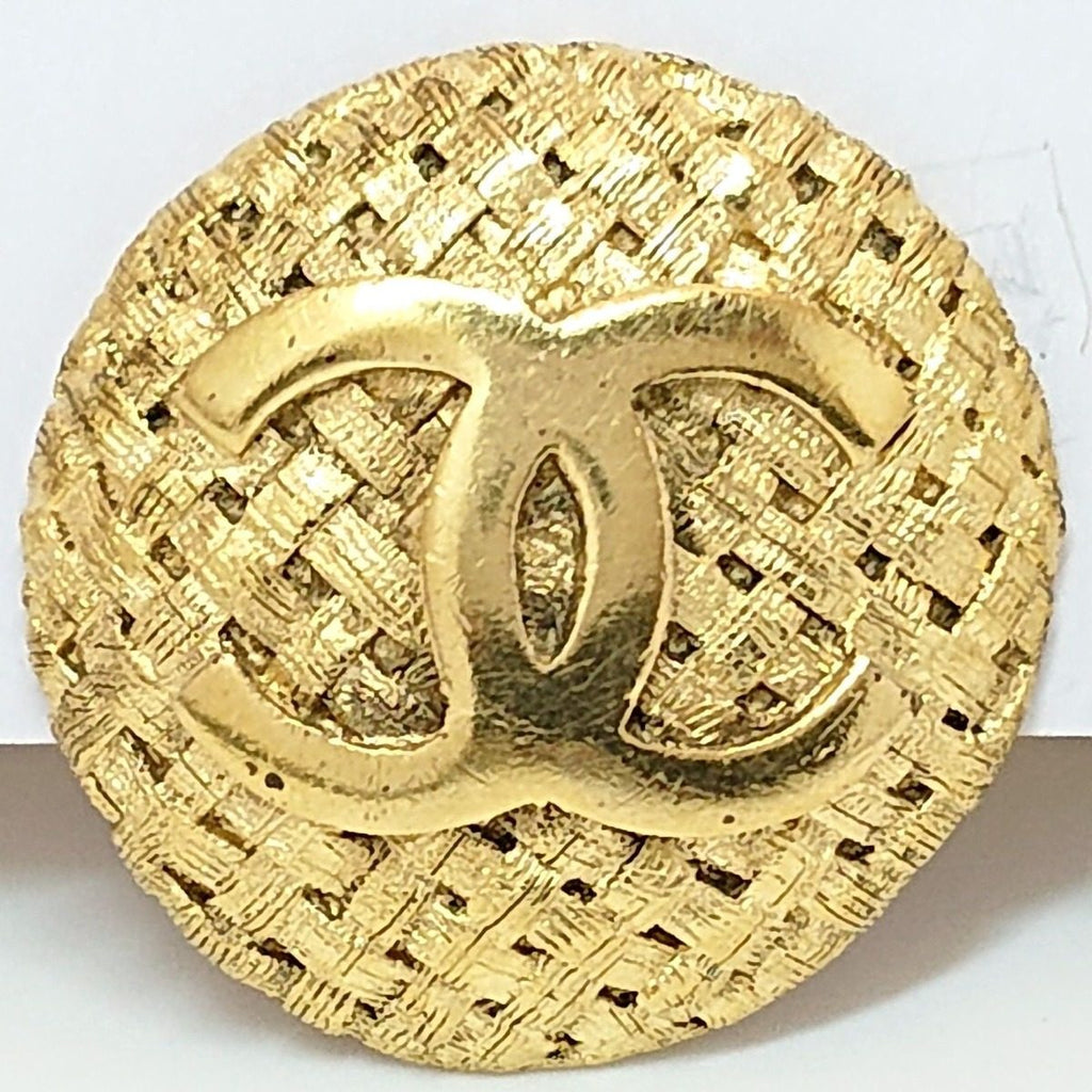 Chanel Vintage Earrings CC Logo Gold 29