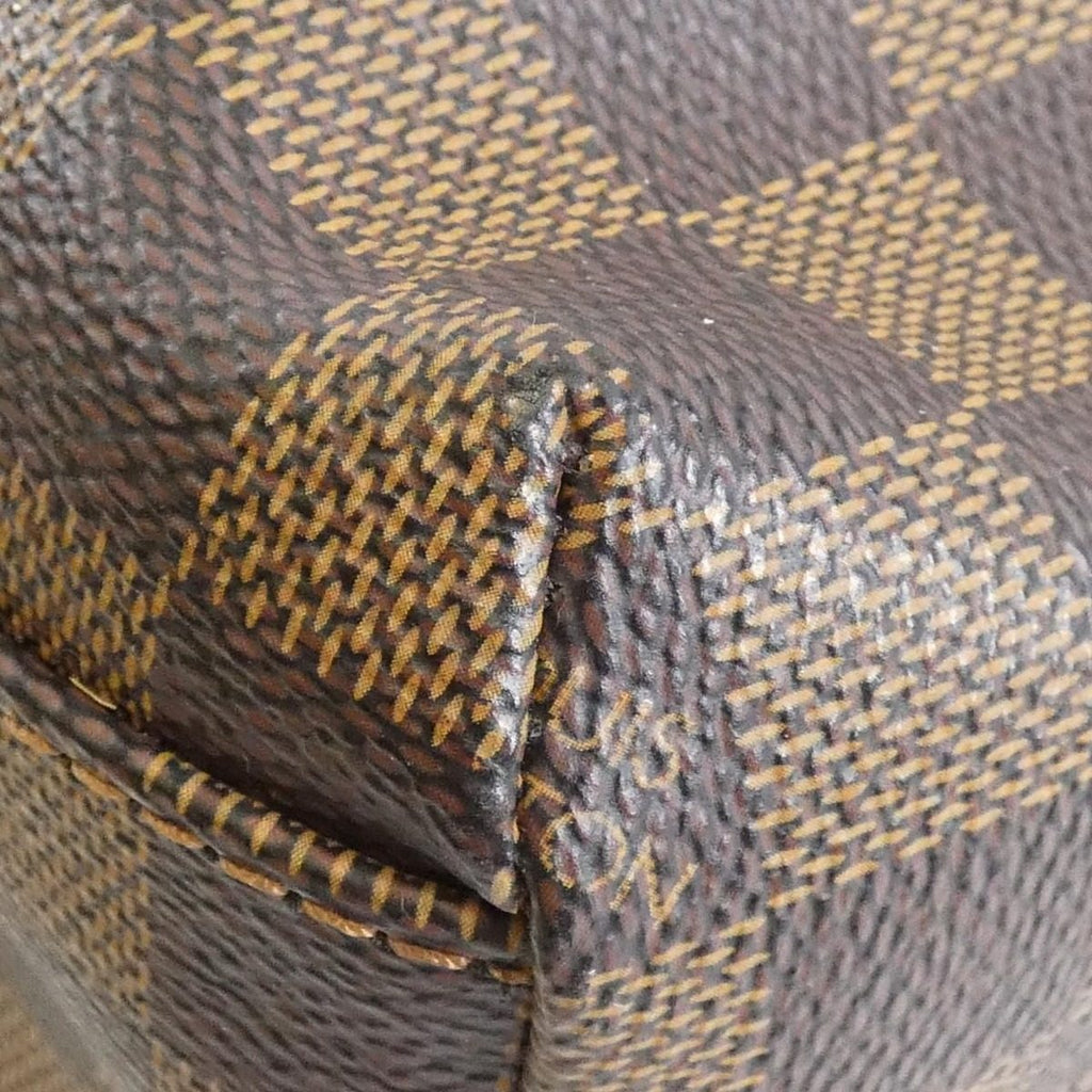 Louis Vuitton Damier Bob le Bag — view 4
