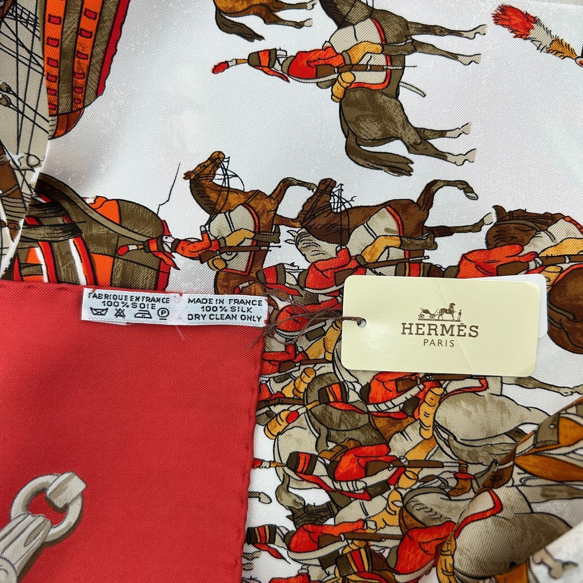 Hermes Carre 90 Red Sea and Cavalry — view 2