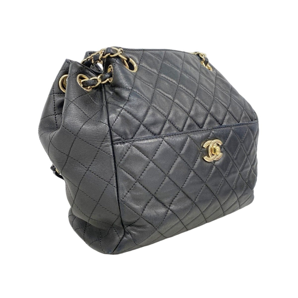Chanel Shoulder Bag Quilted Lambskin Black Gold — view 2