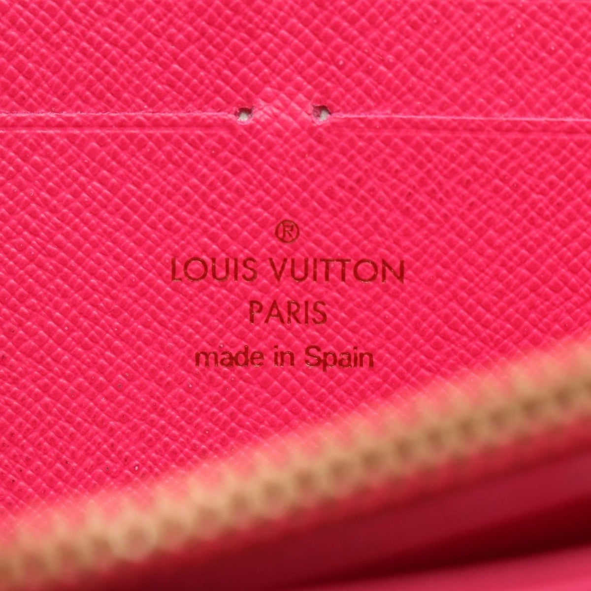 Louis Vuitton Round Wallet Zippy Noir Black Grenade — view 4