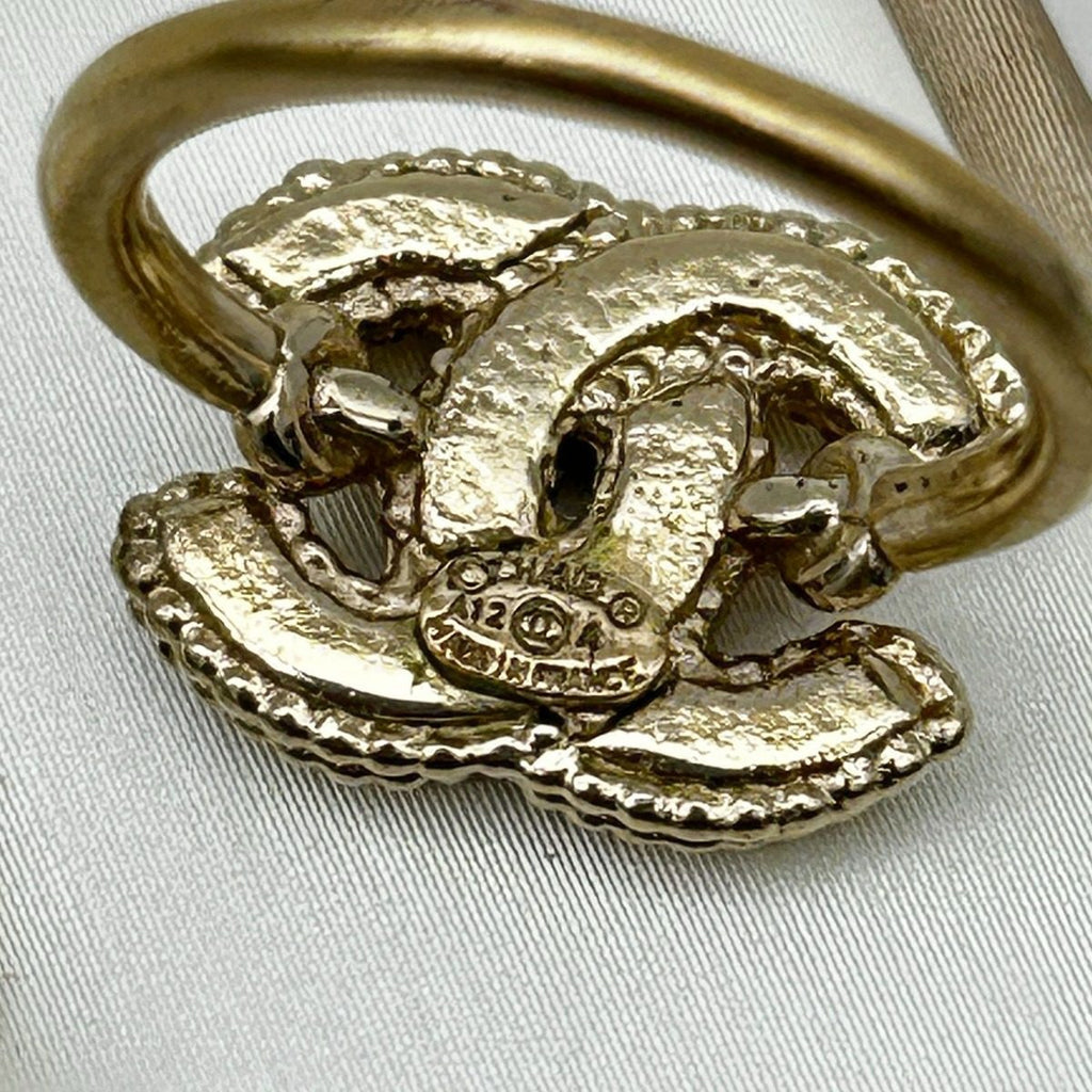 Chanel Light Togo CC Logo Pearl Decorative Ring