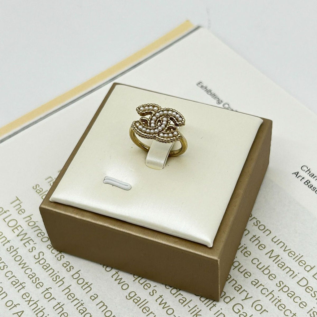 Chanel Light Togo CC Logo Pearl Decorative Ring