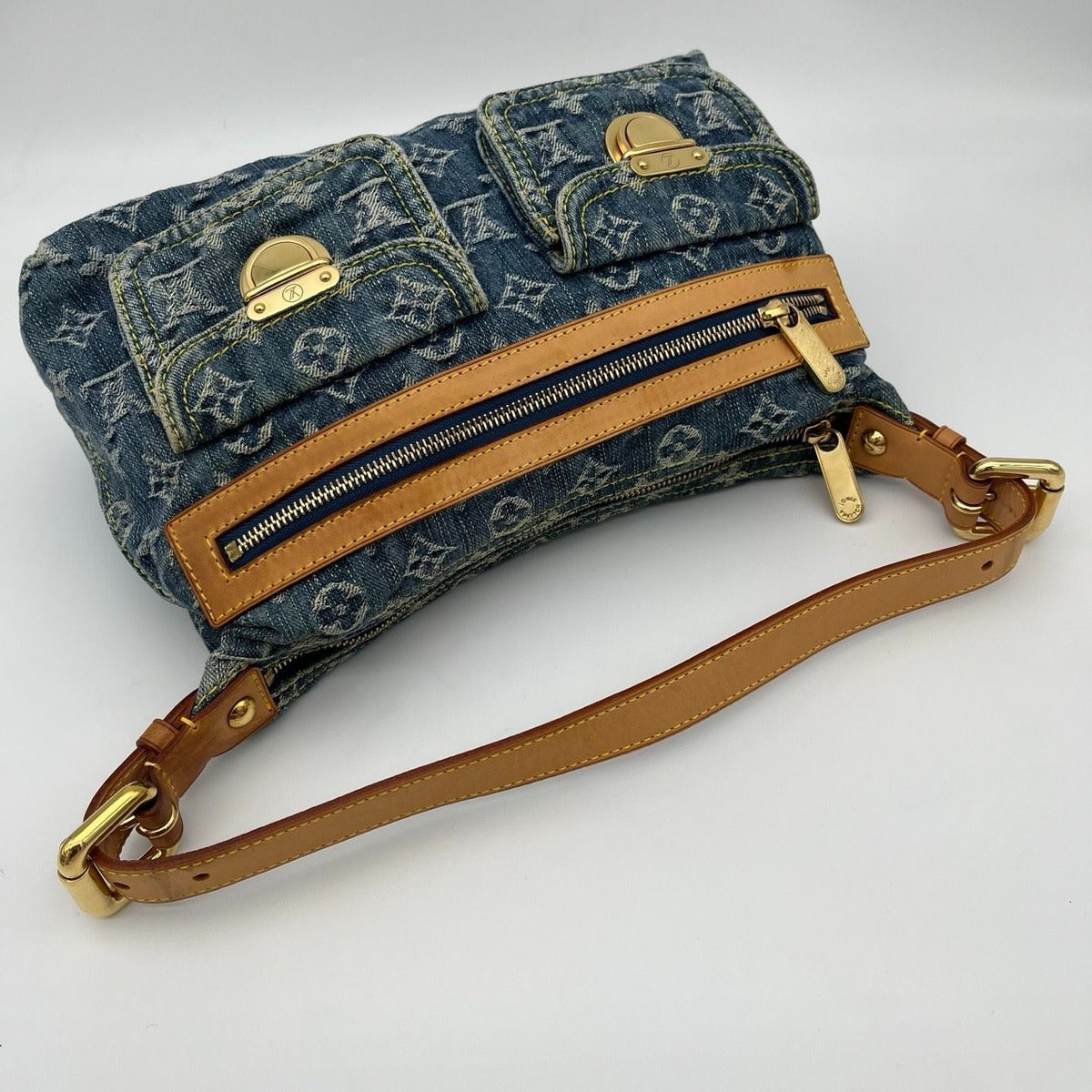 Louis Vuitton Monogram Denim Baggi Shoulder Bag — view 5