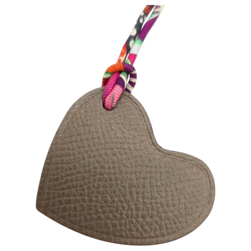 Hermes Petit Ashe Minicou Heart Shape Charm — view 2