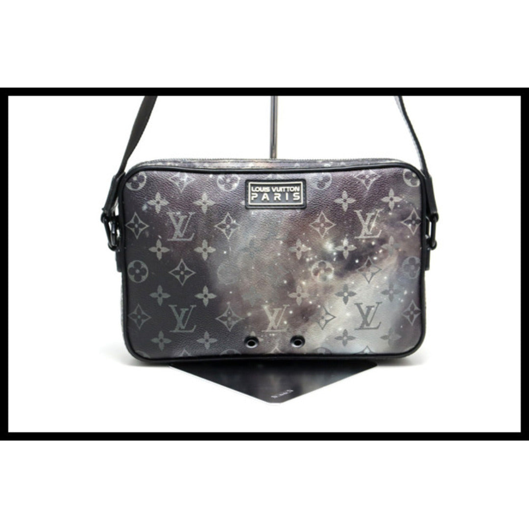 Louis Vuitton Alpha Messenger Shoulder Bag — view 2