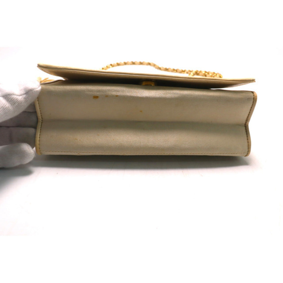 Chanel Quilted GD Metal Fittings Shoulder Bag — view 4